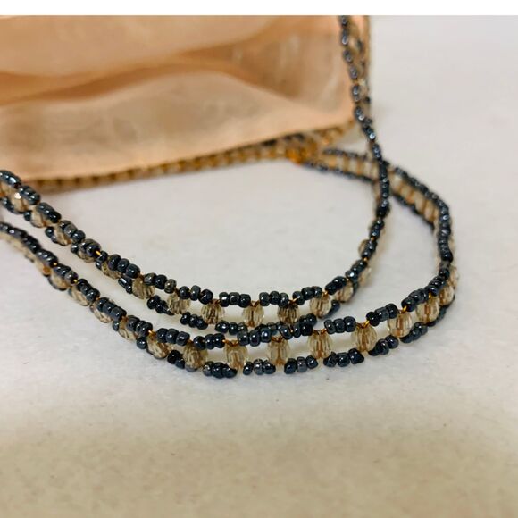 Vintage Hand Crafted wire and beaded mini bags with butterfly designs - Picture 7 of 11